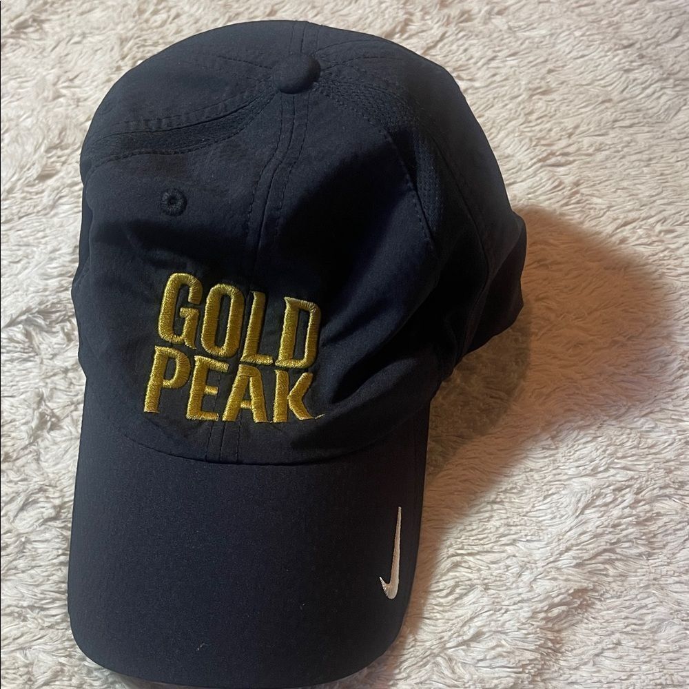 Nike dri, fit gold, peak, tea hat